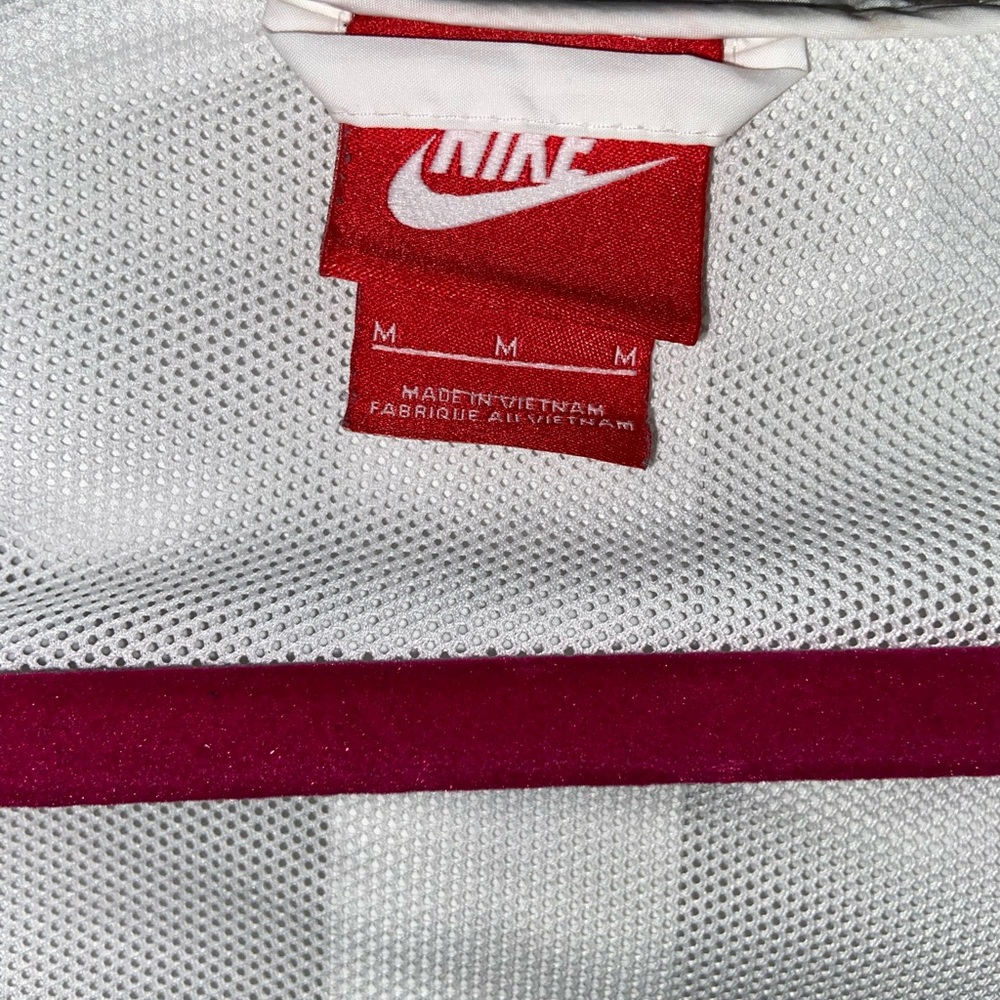 Nike Windbreaker -Black/White Color (M) - Picture 2 of 6